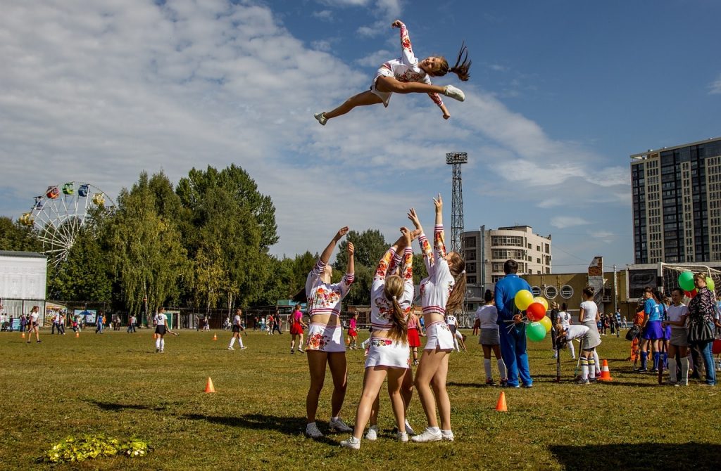 best cheer shoes for flyers and tumblers